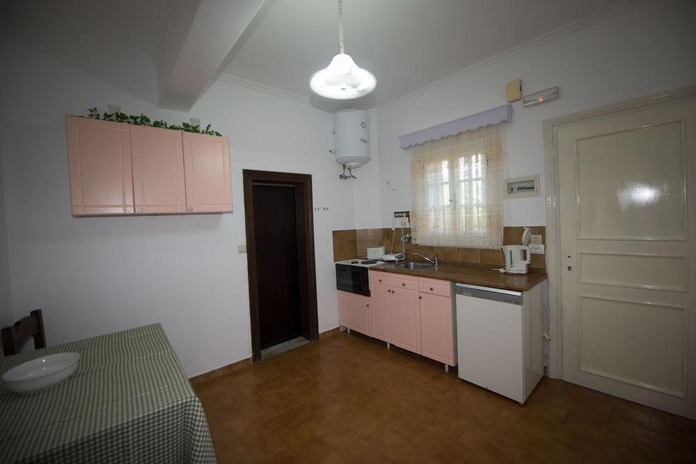 Potamos Apartments Сідарі Екстер'єр фото