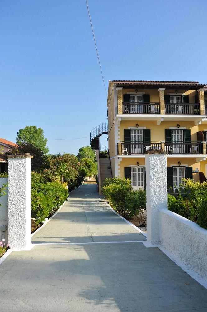 Potamos Apartments Сідарі Екстер'єр фото